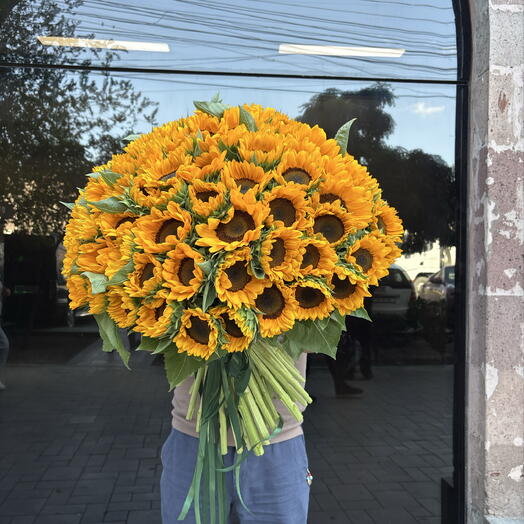 Букет подсолнухов  🌻