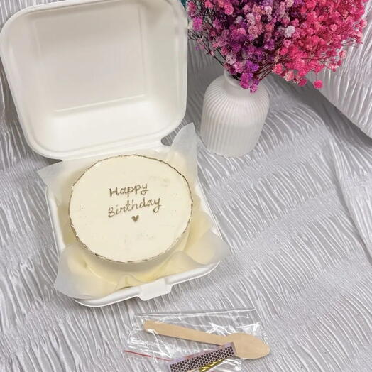 Бенто торт happy birthday золотом
