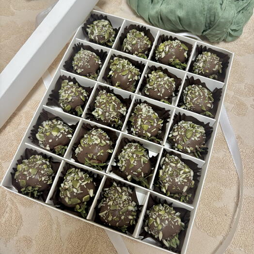 Клубника в шоколаде 20 шт