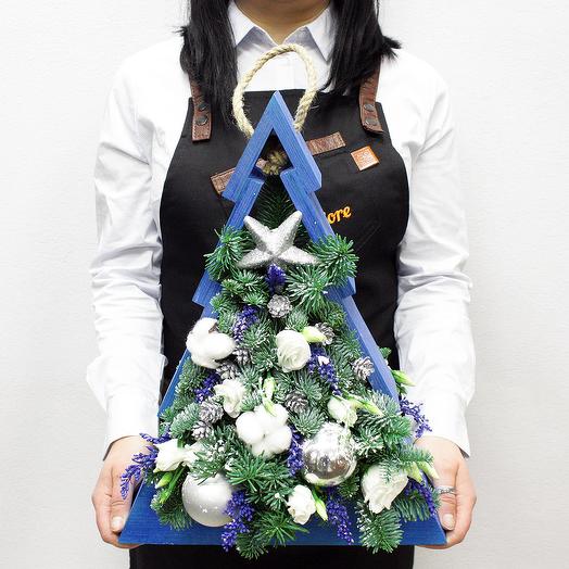 Елочка в голубом ящике