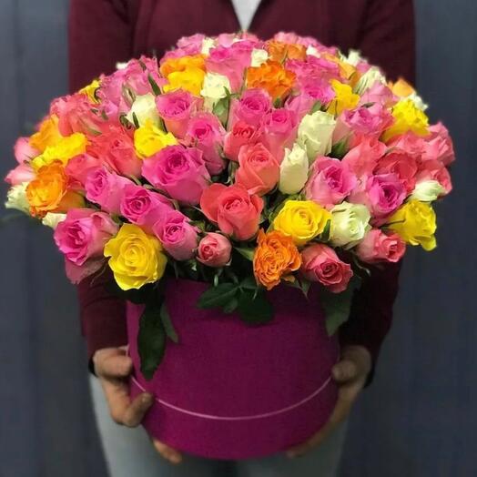 101 rosa en la mezcla de la Caja del sombrero