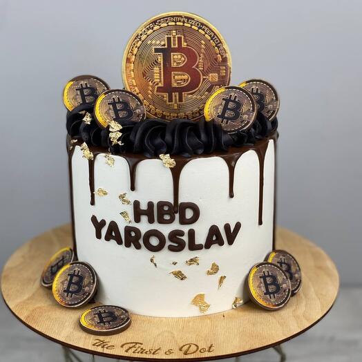 Торт с днём рождения Биткоин