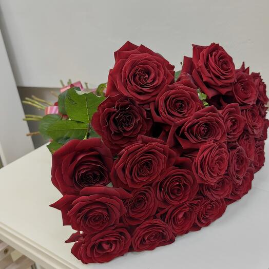 Ramo de rosas rojas 25 piezas