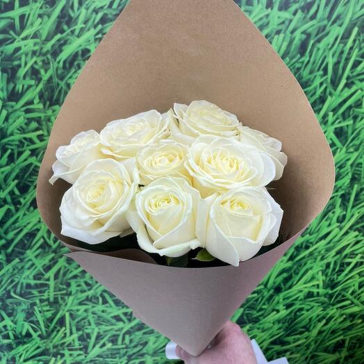 Beautiful bouquet of white roses