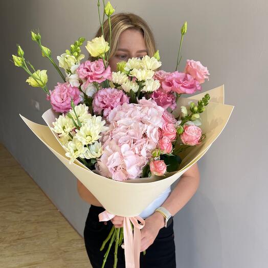 The bouquet is assembled 7