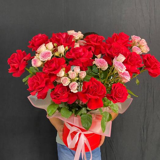 Цветы в коробке