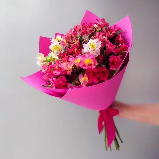 Bouquet of 9 Alstroemeria