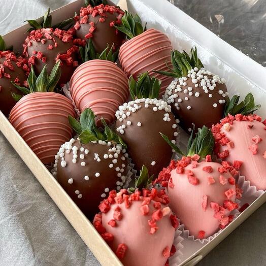 Полуниця в шоколаді