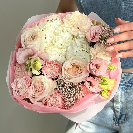 Букет «Розовый рассвет» с ароматными розами 🎀