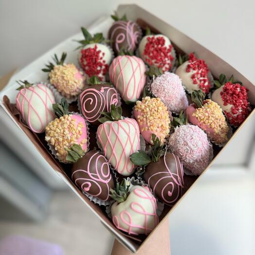Клубника в шоколаде , 18 штук