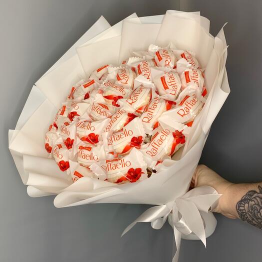 Букет Raffaello