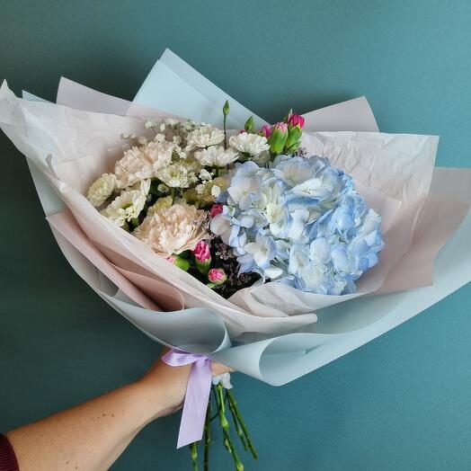 Ramo con Hortensia "Palabra de amor"