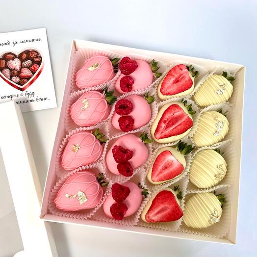 Caja de fresas con bayas liofilizadas