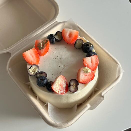 Bento con decoración de bayas (diseño cualquiera)