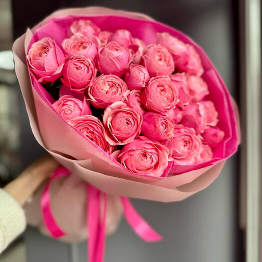 Mono ramo de rosas peonías