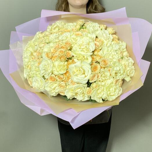 Букет красивых роз