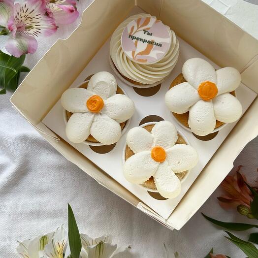 Набор капкейков к 8 марта