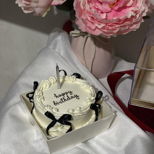 Бенто торт в стиле ламбет с бантиками happy birthdayе
