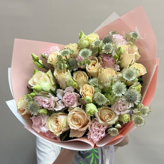 15 одноголовых роз Шарман, Розовая эустома и астранция😍