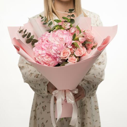 Гортензия, кустовая роза и альстромерия букет Симфония les fleur (В0025)