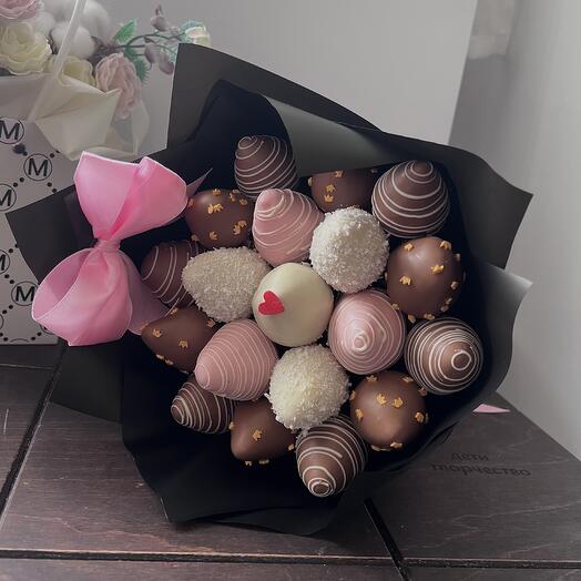 Букет из клубники «Сладкое сердце»