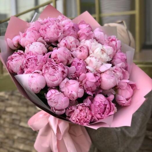 50 peonies bouquet