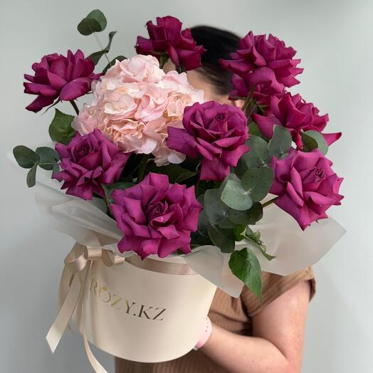 Нежная композиция в коробке