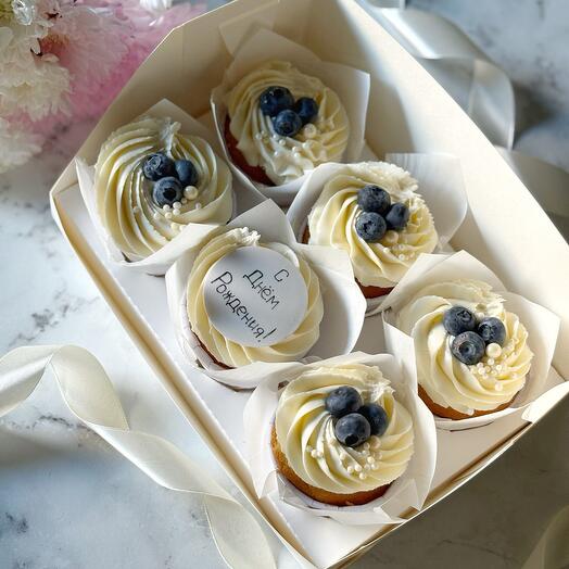 Набор капкейков 6 шт. в подарок на день рождения