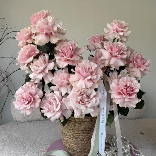 Корзина с французской розой