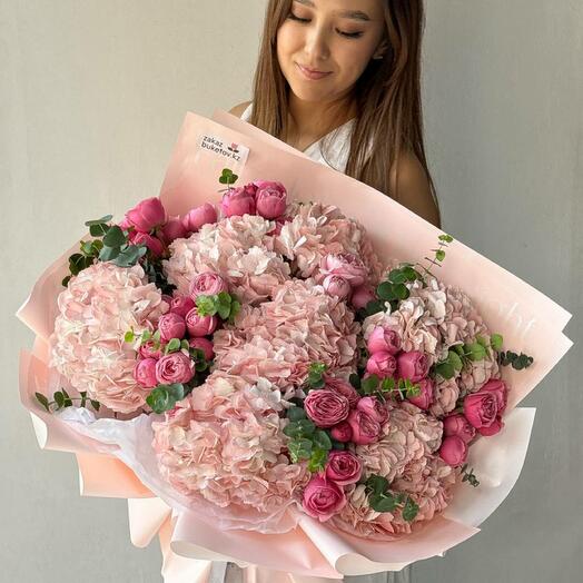 Букет "Эйприл" М