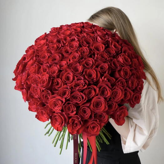 101 Red Roses