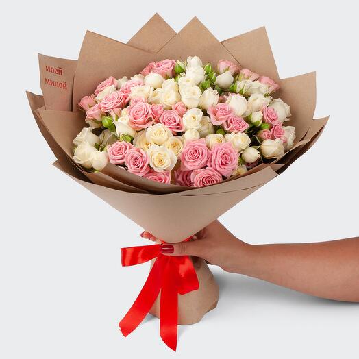 Букет из 19 кустовых роз 🌸