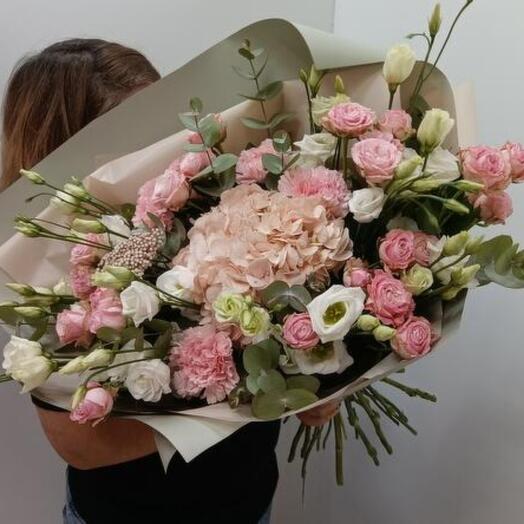 Букет эустома, роза пионовидная кустовая, озотамнус, диантус