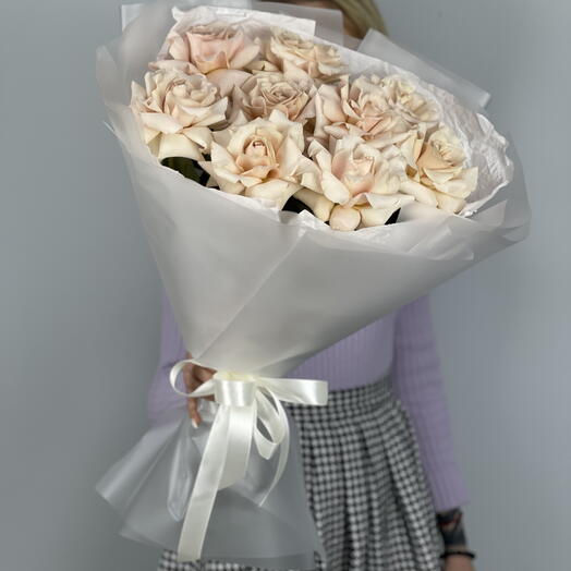 Букет из 9 французских кремовых роз с запахом (7)