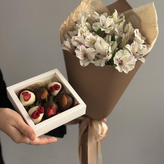 Альстромерия и клубника в шоколаде Комбо набор 26