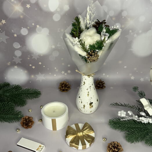 Подарок: свеча, ваза, букет сухоцветов