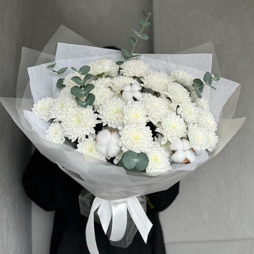 Белая кустовая хризантема Алтай и хлопок с эвкалиптом 🌿