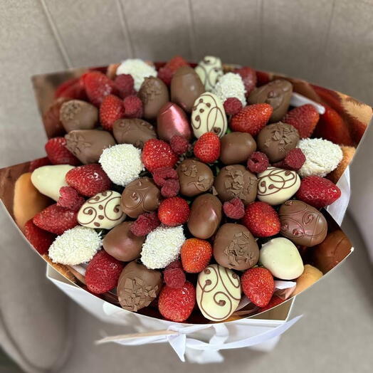 Клубничный букет L