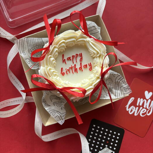 Бенто торт Ламбет с красными бантиками и рюшами «Happy birthday с днём рождения» подруге, девушке, сестре, дочери, коллеге