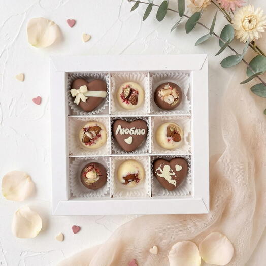 Набор шоколада «Сердечки и нежность»