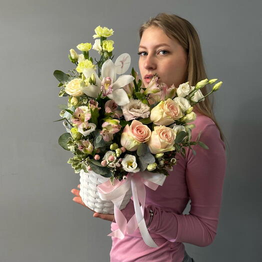 Корзина с цветами 14