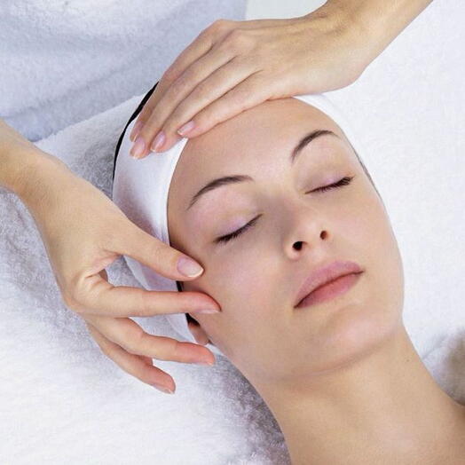 Расслабляющий массаж лица для женщин и мужчин