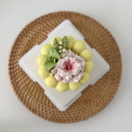 Муссовый бенто 8 марта