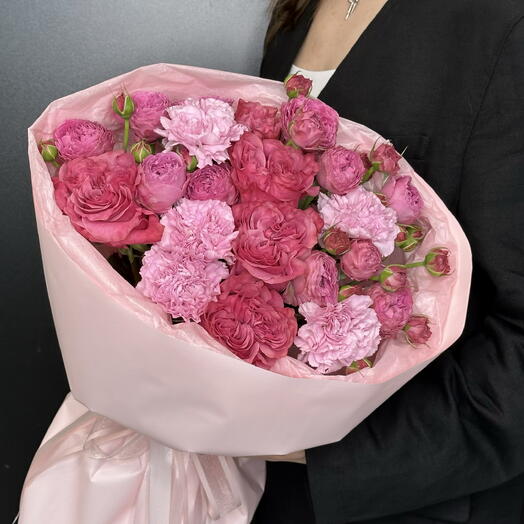 Сборный букет в розовых оттенках 💖