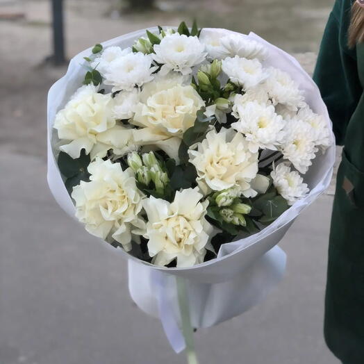 Большой белый букет