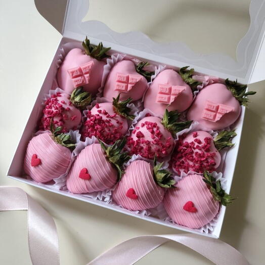 Клубника в шоколаде «Pink» подарок девушке
