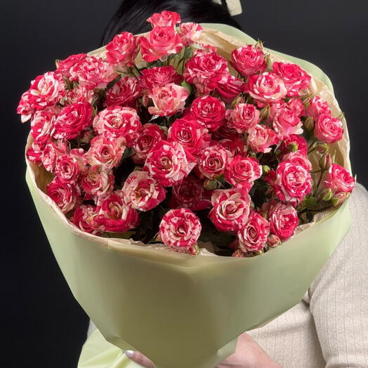 Монобукет кустовая роза "Фаервокс" (7)