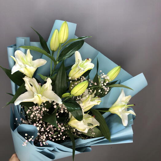 Букет ароматных лилий с гипсофилой🌸