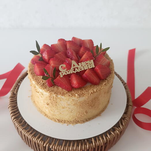 Медовик С днем рождения 🍓