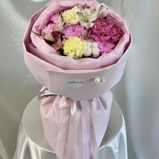 Яркий сборный букет🌸